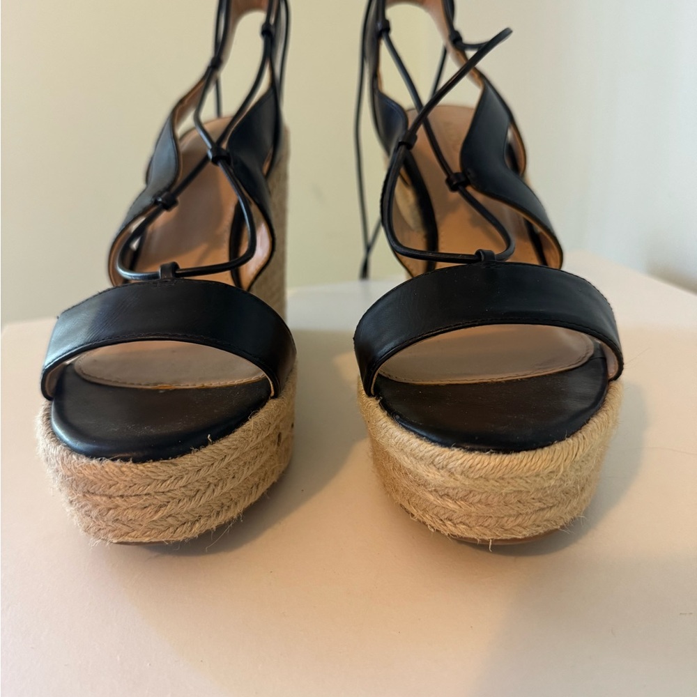 Chic Black and Tan Wedge Shoes with Espadrille Style
